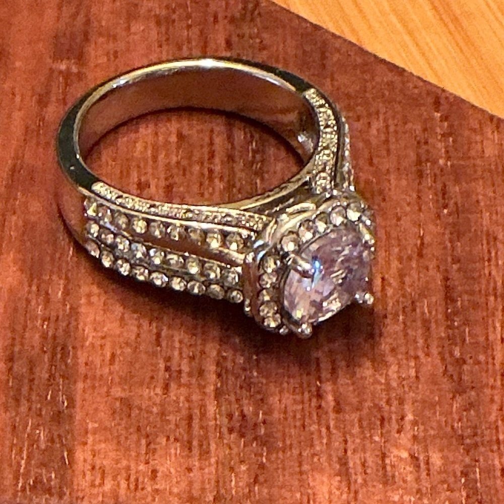 Rhinestone plated White K size 8 ring, Brand New